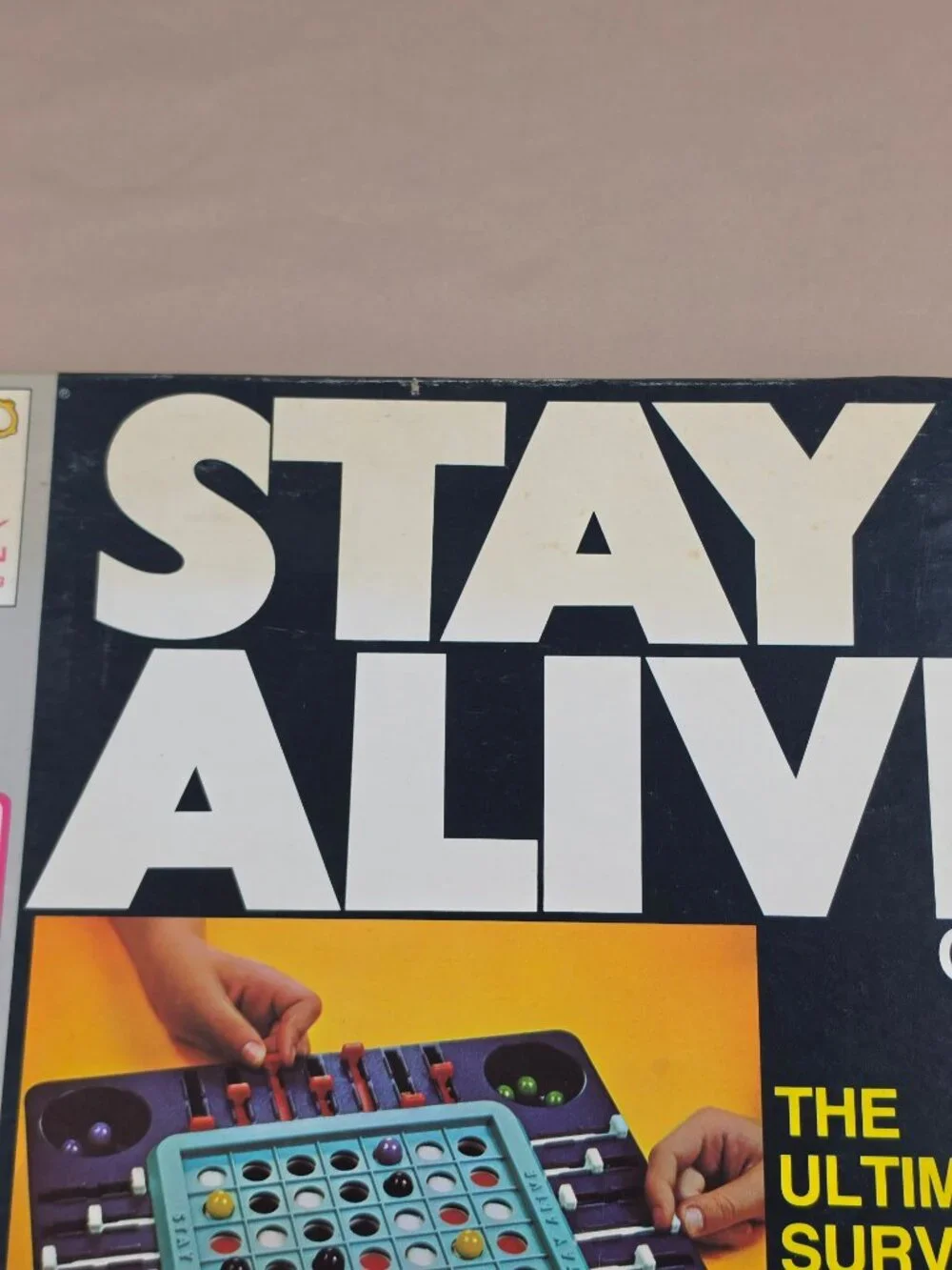 Vintage 1971 Milton Bradley Stay Alive Board Game Complete With All 20 Marbles